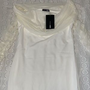 Long / lace sleeve dress